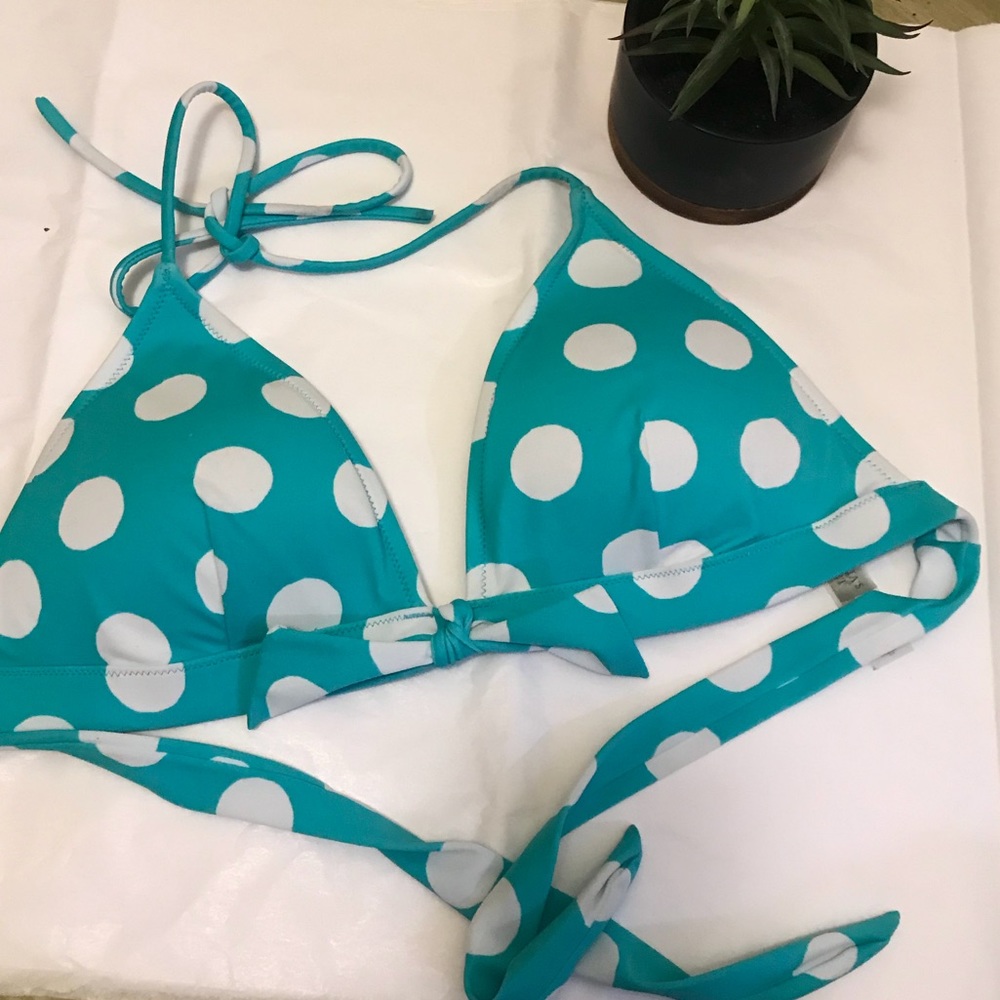 Victoria’s Secret bikini top